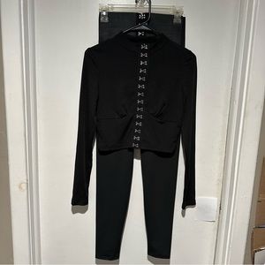 TRENDY BOUTIQUE 2PIECE SET! BRAND NEW! SIZE MEDIUM TOP AND BOTTOM! #100